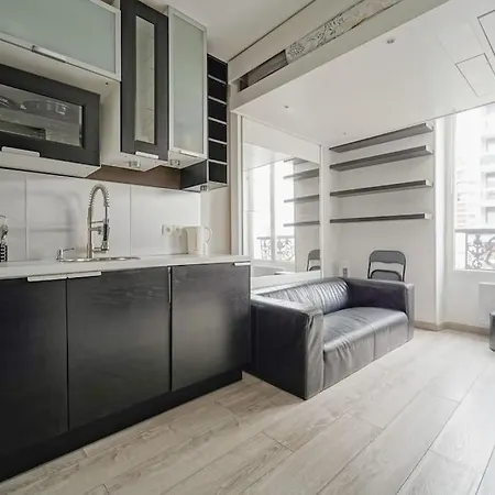 Doorman - Parisian Historic Gem - Location Apartment